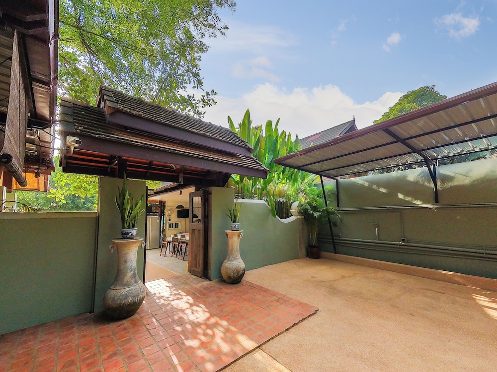 tolani riverside chiang mai villa