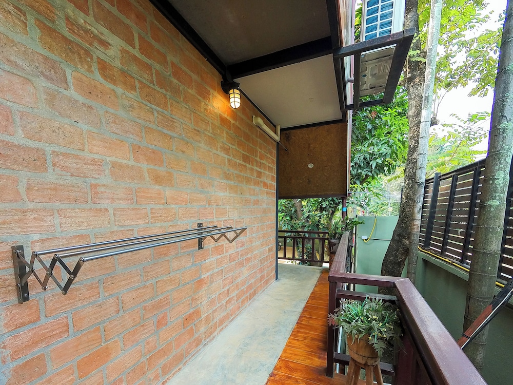 tolani riverside chiang mai villa