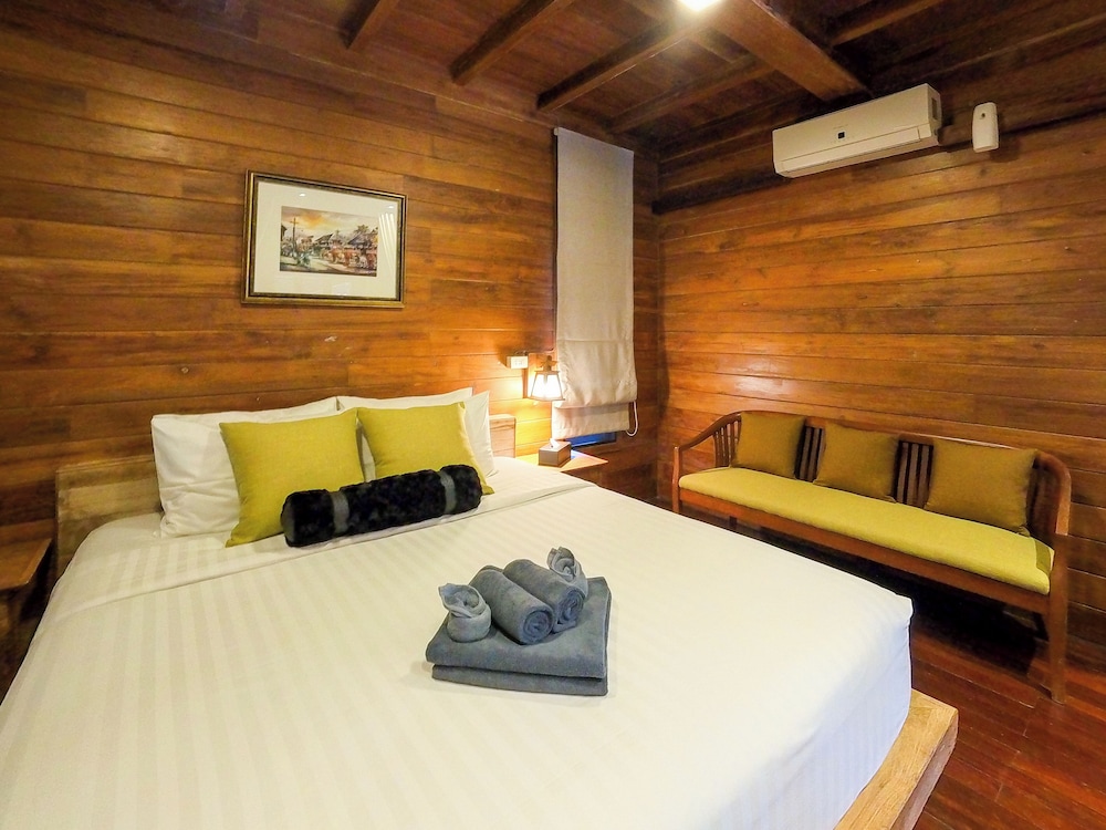 tolani riverside chiang mai villa