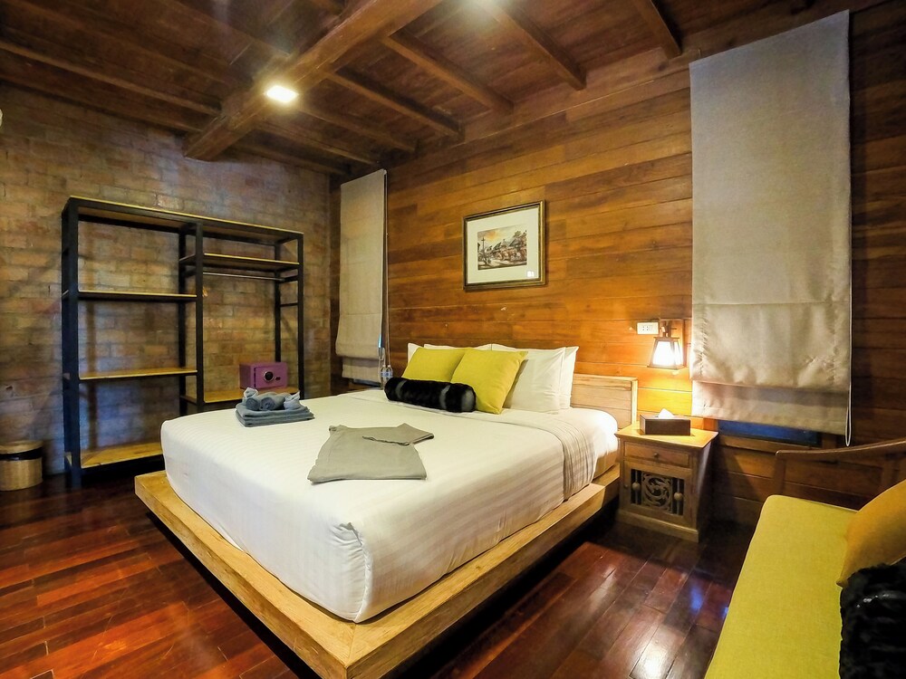 tolani riverside chiang mai villa