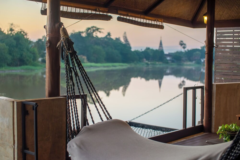 tolani riverside chiang mai villa
