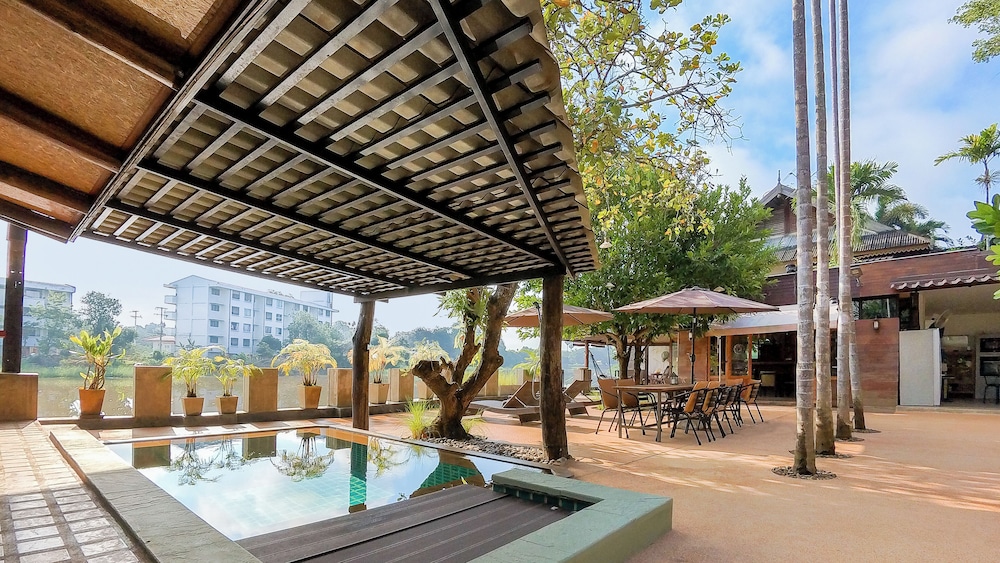 tolani riverside chiang mai villa