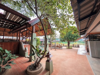 tolani riverside chiang mai villa