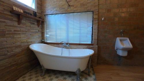 tolani riverside chiang mai villa