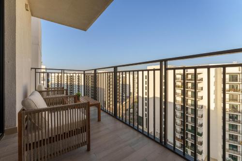 maison privee exquisite living with scenic canal vws on yas island