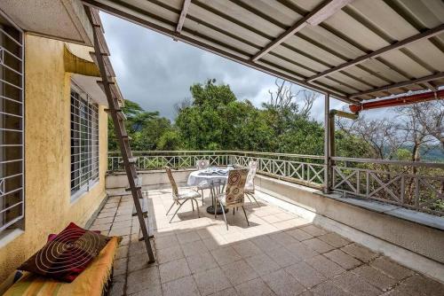 cosmicstays windchime homestay at mulshi