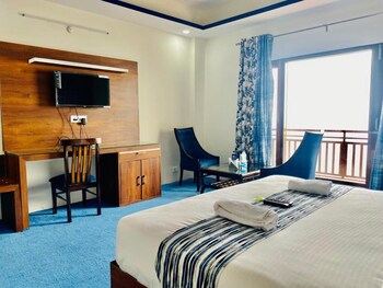 the radiance premium hotel chail kufri