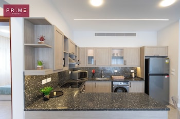 prime select lake view