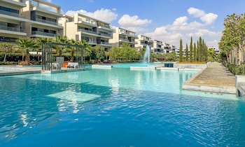 prime select lake view