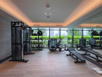 address residences dubai opera burj khalifa city views 1 2 and 3 bedroom apartment 1 minute walk to burj khalifa dubai mall dubai fountain by heaven crest