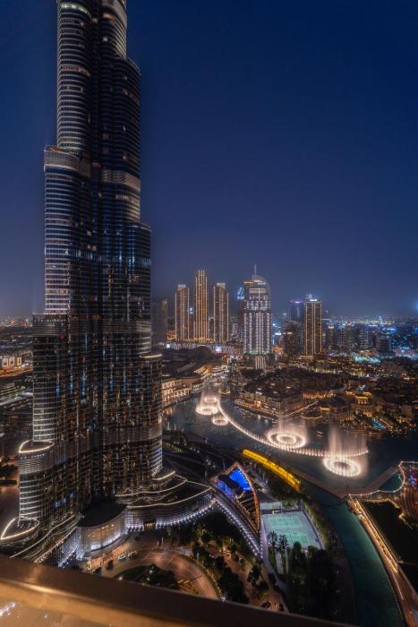 address residences dubai opera burj khalifa city views 1 2 and 3 bedroom apartment 1 minute walk to burj khalifa dubai mall dubai fountain by heaven crest