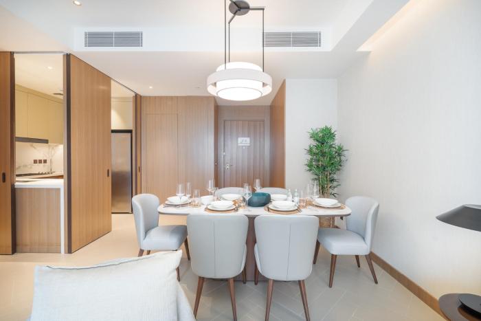 address residences dubai opera burj khalifa city views 1 2 and 3 bedroom apartment 1 minute walk to burj khalifa dubai mall dubai fountain by heaven crest