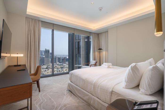 address residences dubai opera burj khalifa city views 1 2 and 3 bedroom apartment 1 minute walk to burj khalifa dubai mall dubai fountain by heaven crest