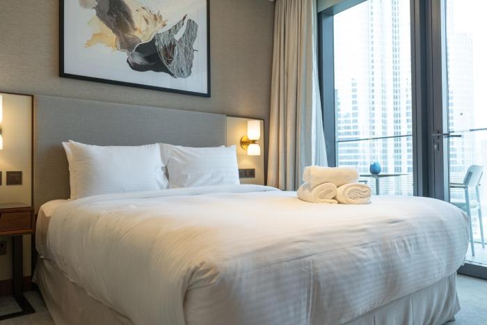 address residences dubai opera burj khalifa city views 1 2 and 3 bedroom apartment 1 minute walk to burj khalifa dubai mall dubai fountain by heaven crest