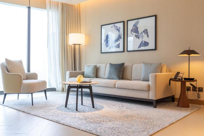 address residences dubai opera burj khalifa city views 1 2 and 3 bedroom apartment 1 minute walk to burj khalifa dubai mall dubai fountain by heaven crest
