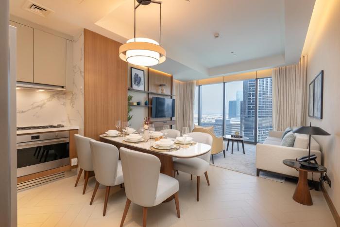 address residences dubai opera burj khalifa city views 1 2 and 3 bedroom apartment 1 minute walk to burj khalifa dubai mall dubai fountain by heaven crest