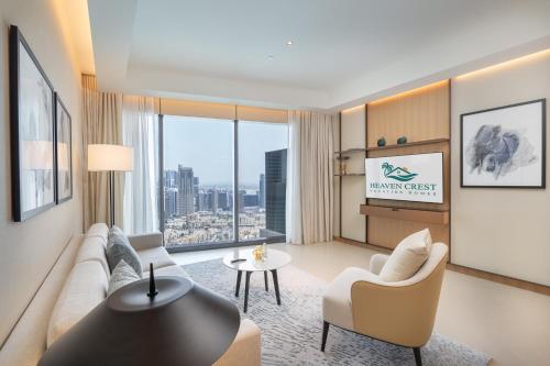 address residences dubai opera burj khalifa city views 1 2 and 3 bedroom apartment 1 minute walk to burj khalifa dubai mall dubai fountain by heaven crest