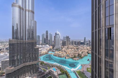 address residences dubai opera burj khalifa city views 1 2 and 3 bedroom apartment 1 minute walk to burj khalifa dubai mall dubai fountain by heaven crest