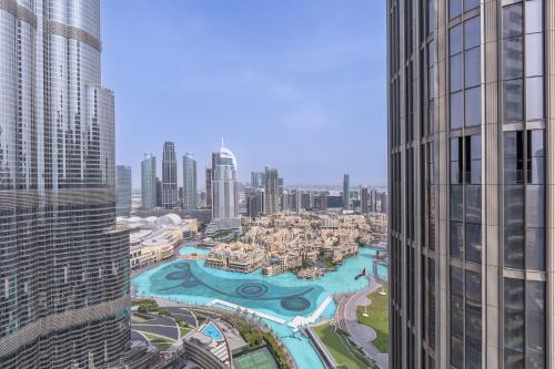 address residences dubai opera burj khalifa city views 1 2 and 3 bedroom apartment 1 minute walk to burj khalifa dubai mall dubai fountain by heaven crest