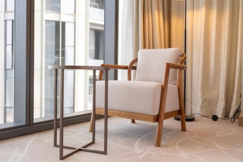 address residences dubai opera burj khalifa city views 1 2 and 3 bedroom apartment 1 minute walk to burj khalifa dubai mall dubai fountain by heaven crest