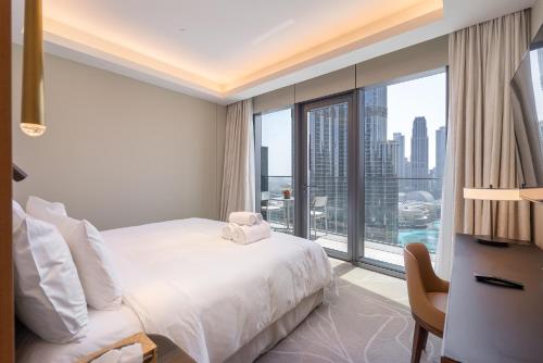 address residences dubai opera burj khalifa city views 1 2 and 3 bedroom apartment 1 minute walk to burj khalifa dubai mall dubai fountain by heaven crest