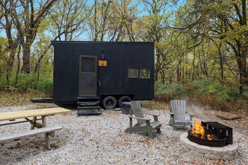 postcard cabins wild rose