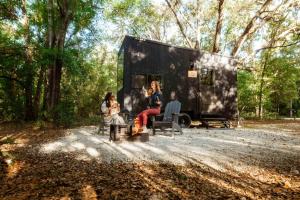 postcard cabins skagit valley