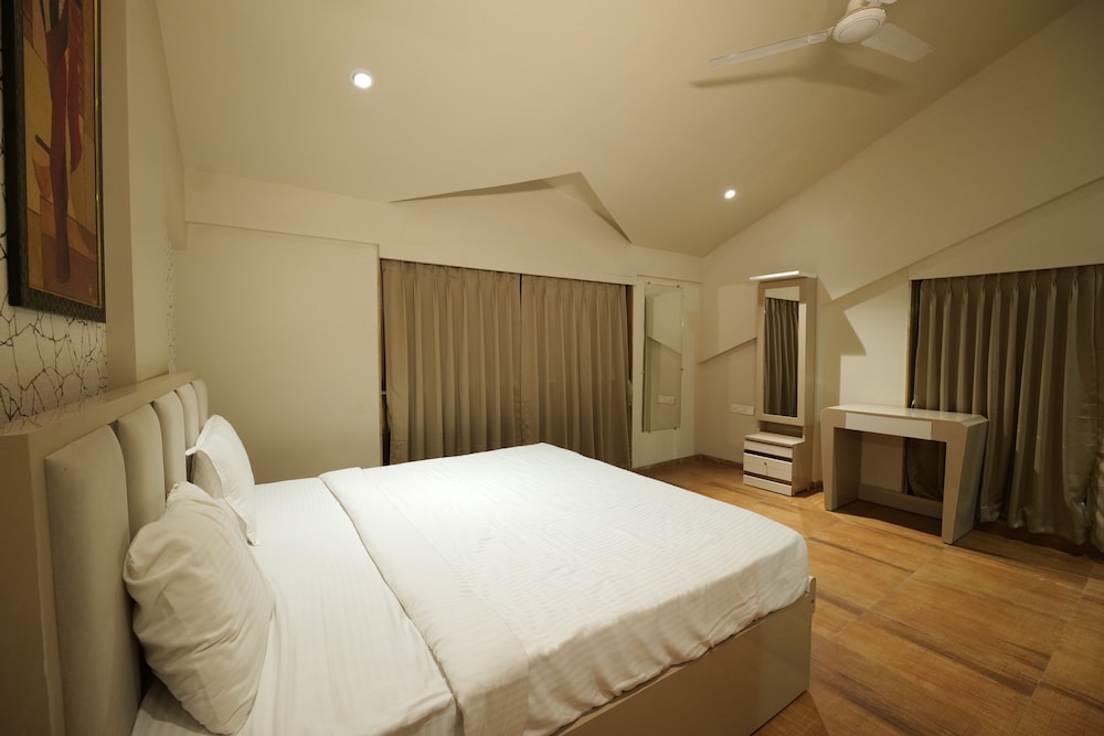 green wood villa by 97royalvista