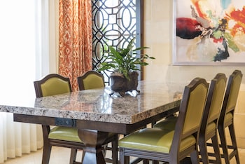 Ayres Hotel Anaheim,Fullerton>>Anaheim,4 star