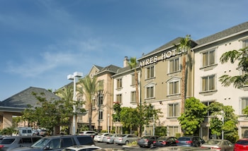 Ayres Hotel Anaheim,Fullerton>>Anaheim,4 star