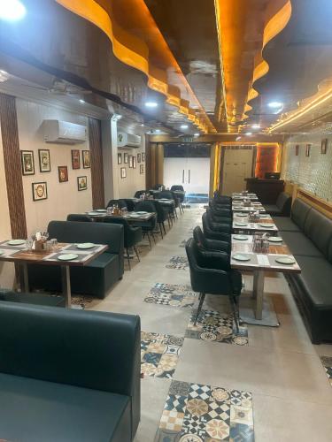 hotel vibha raj grand