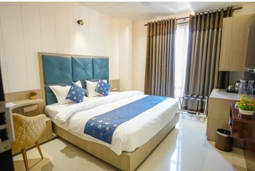 The Hamirgarh Palace,,2 star