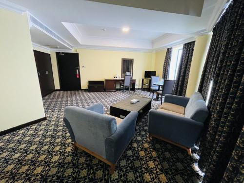 phoenicia tower hotel