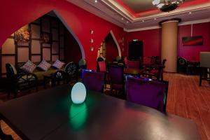 phoenicia tower hotel