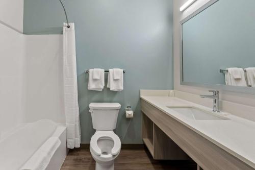 woodspring suites easton nazareth