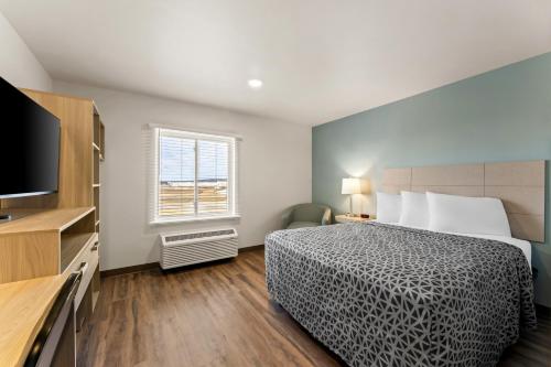 woodspring suites easton nazareth