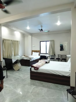 sr hotel kilerama ashta