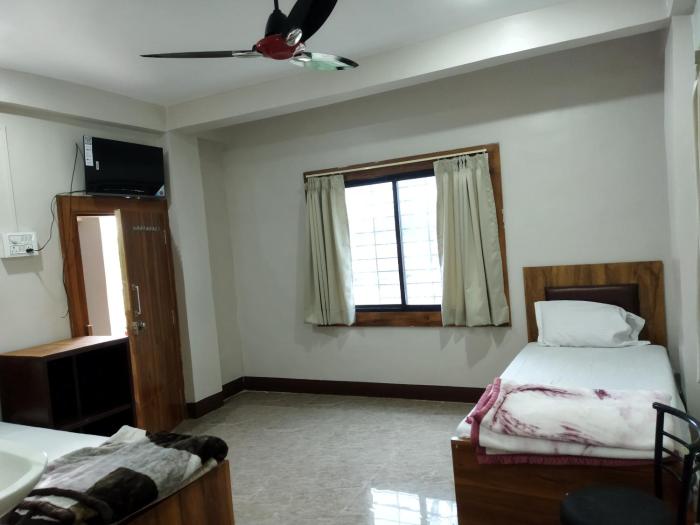 sr hotel kilerama ashta