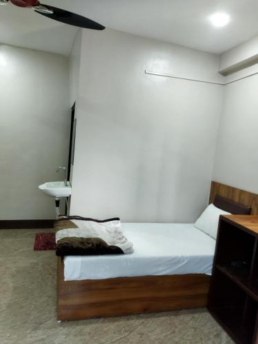 sr hotel kilerama ashta