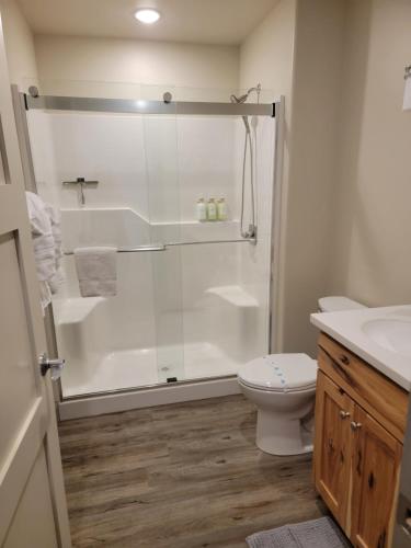 lakeshore suites
