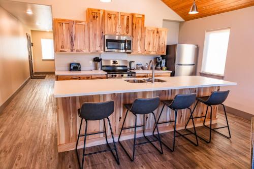 lakeshore suites