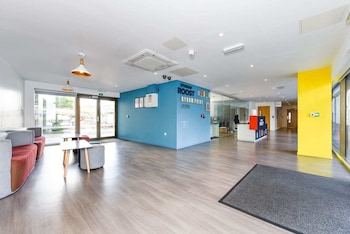 Student Only Byrom Point,,2 star