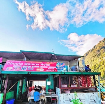 chopta gaurav hotel