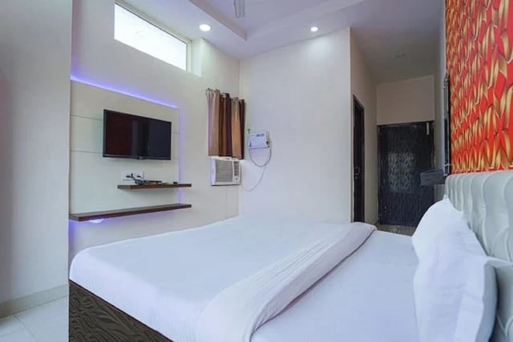 hotel vishnu residency inn