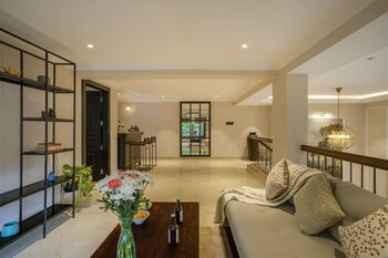 luxury 3br duplex with pool in goa s beverly hills