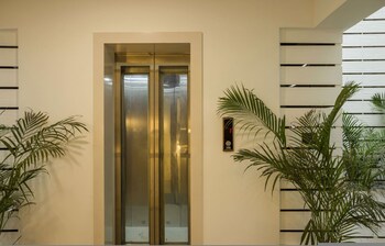 luxury 3br duplex with pool in goa s beverly hills