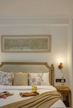 luxury 3br duplex with pool in goa s beverly hills