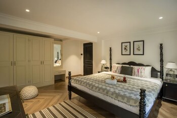 luxury 3br duplex with pool in goa s beverly hills