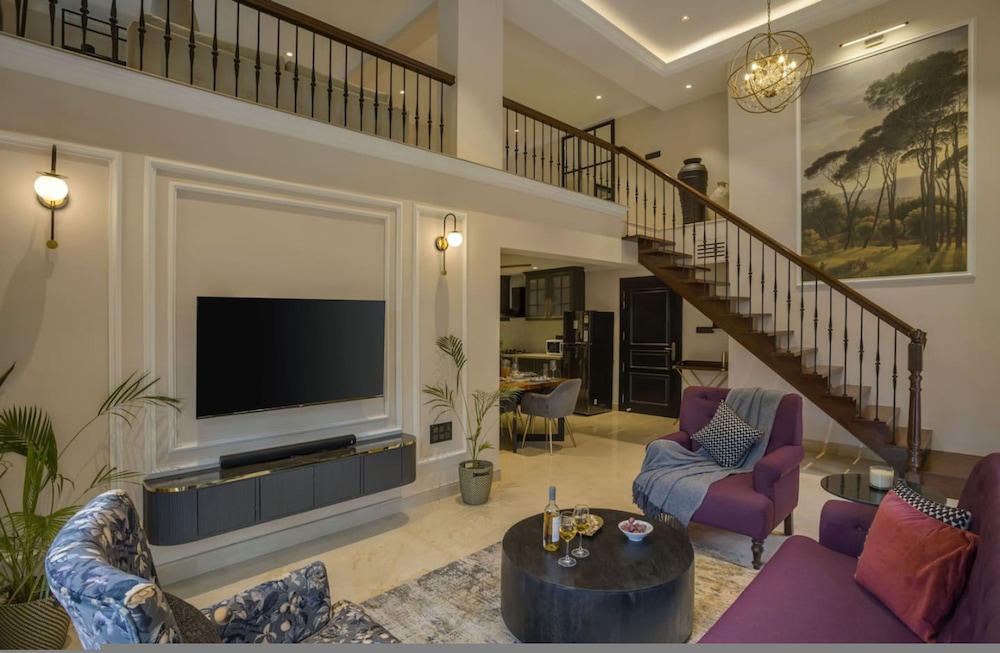 luxury 3br duplex with pool in goa s beverly hills