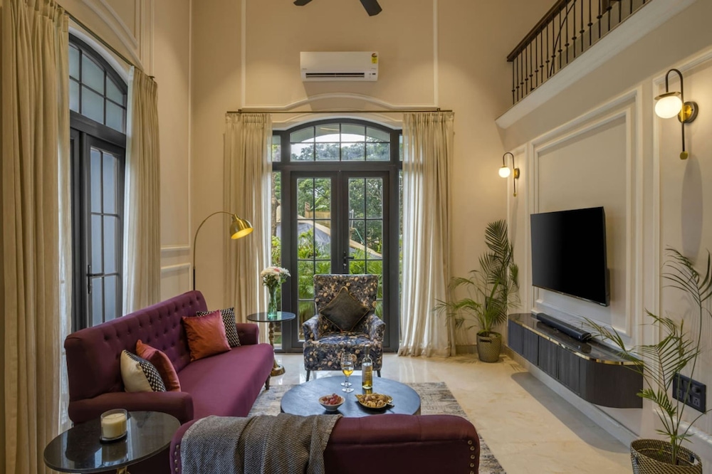 luxury 3br duplex with pool in goa s beverly hills